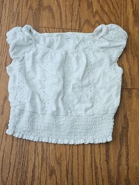 Abercrombie White Eyelet Top Sz 11 / 12